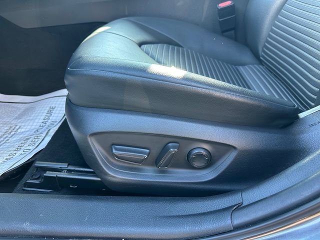 Used 2019 Toyota Camry SE w/ Convenience Package image 20