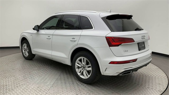 Certified 2023 Audi Q5 2.0T Premium w/ Convenience Package image 4