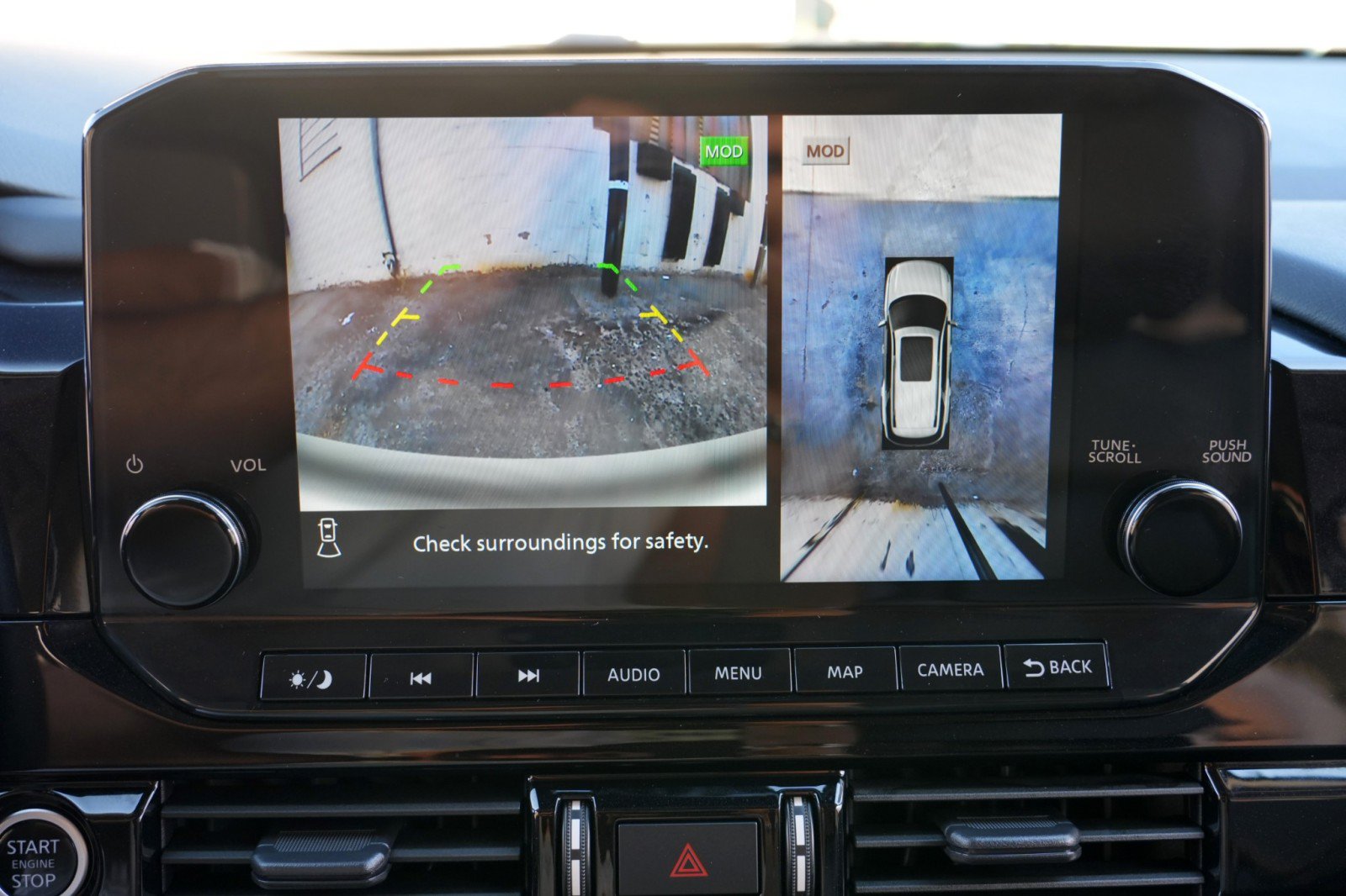 Used 2023 Nissan Pathfinder SL w/ SL Premium Package FWD image 26