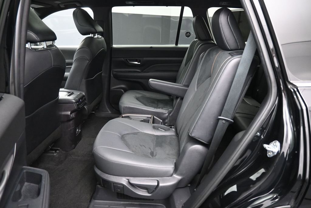 Certified 2025 Toyota Grand Highlander AWD Hybrid image 23