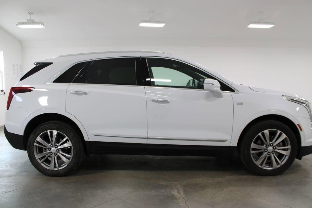 Used 2024 Cadillac XT5 Premium Luxury AWD/4WD image 11