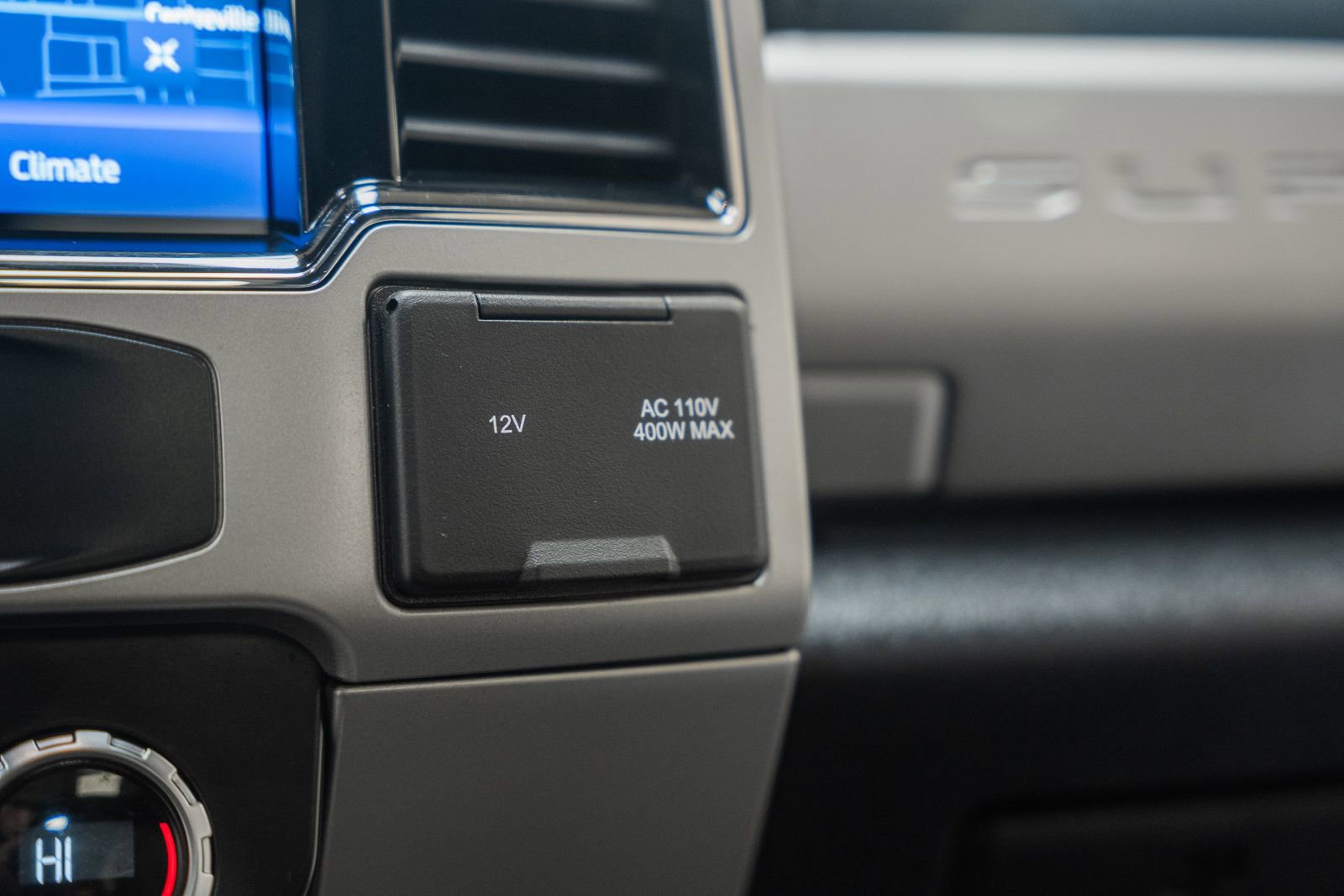 Used 2022 Ford F250 Lariat w/ Black Appearance Pkg image 33