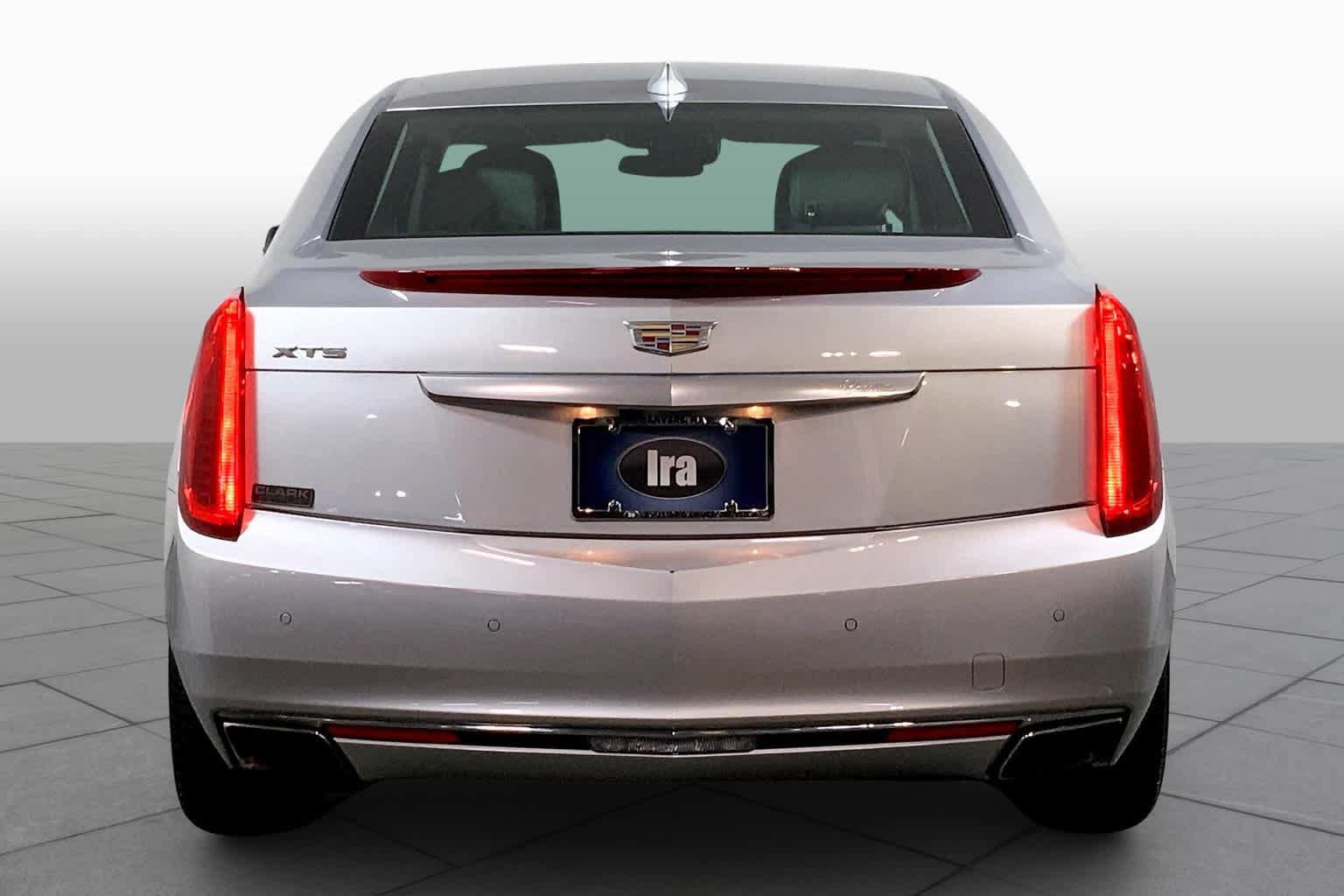 Used 2016 Cadillac XTS Luxury w/ Driver Awareness Package FWD image 5