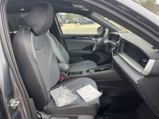 New 2026 Volkswagen Tiguan SE R-Line FWD image 30