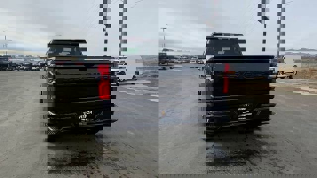 Used 2024 Chevrolet Silverado 1500 RST w/ Protection Package image 7