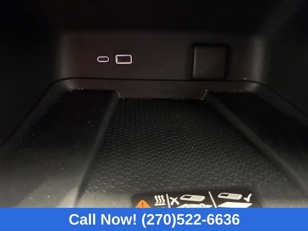 Used 2026 Chevrolet Traverse LT image 22