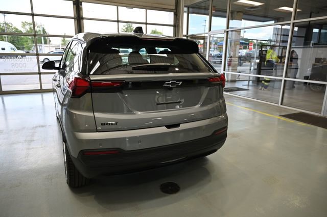 New 2027 Chevrolet Bolt LT FWD image 6
