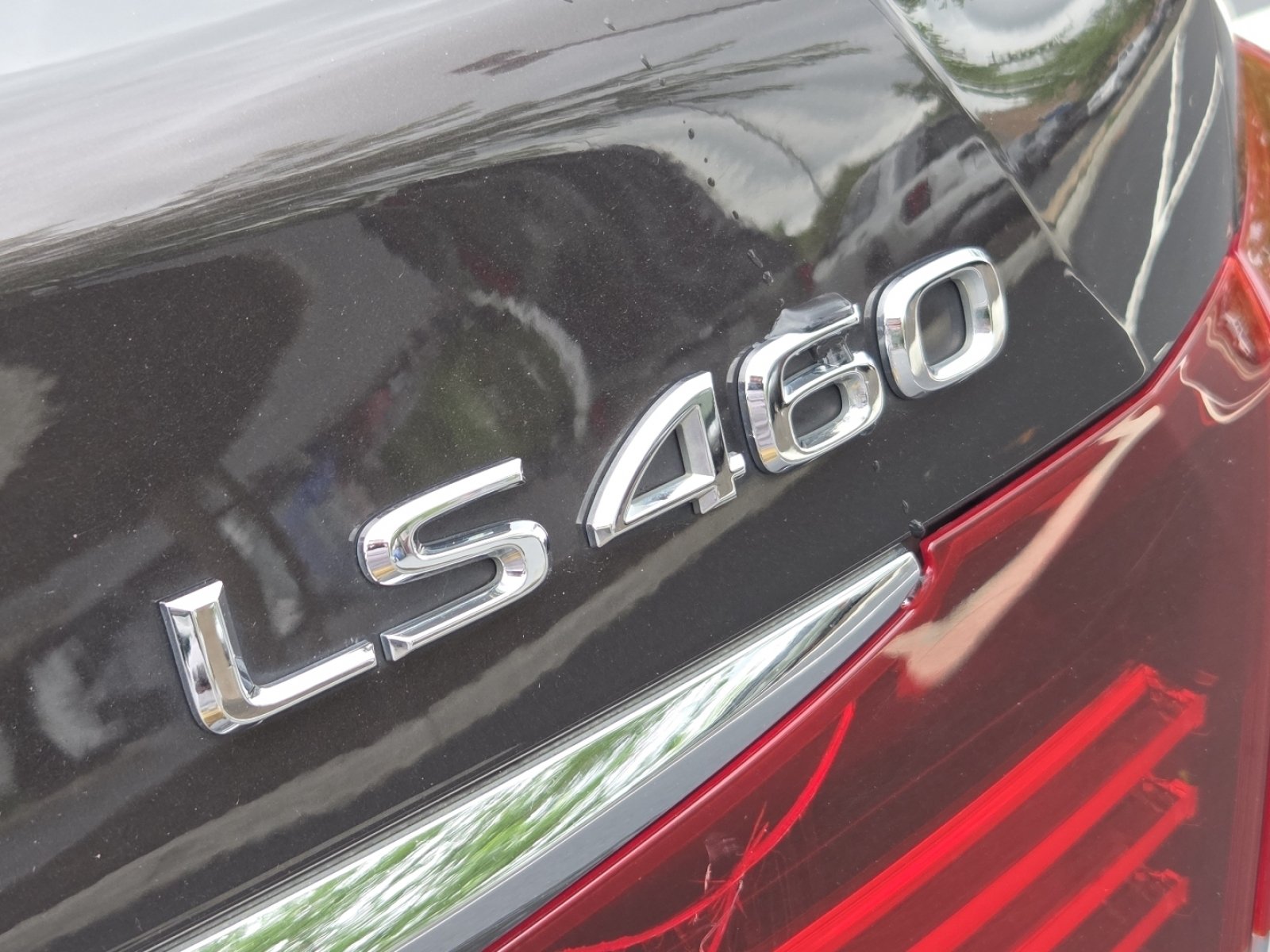 Used 2015 Lexus LS 460 AWD w/ Comfort Package image 16