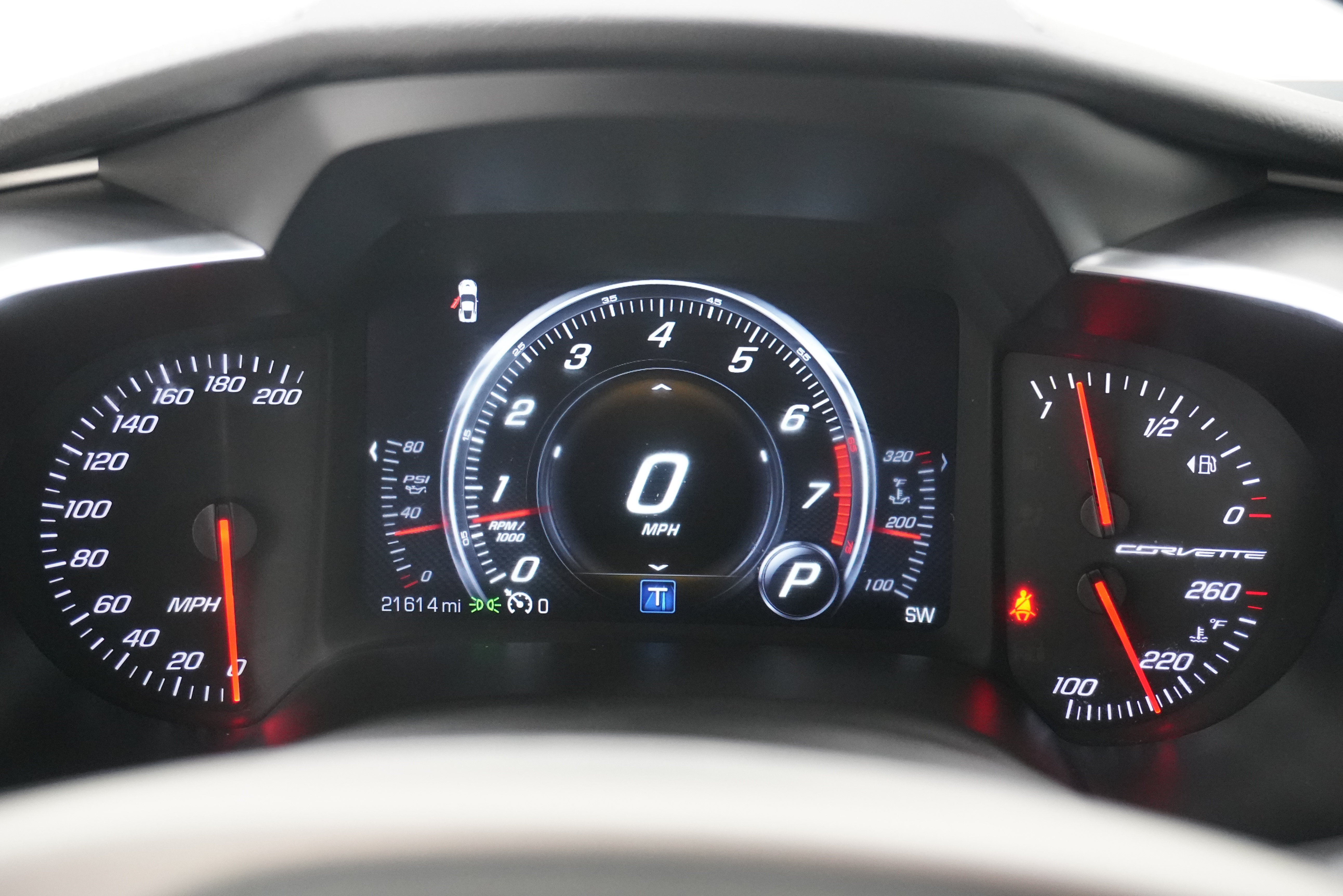 Used 2015 Chevrolet Corvette Stingray Convertible w/ 2LT Preferred Equipment Group RWD image 22