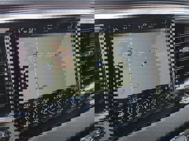 Used 2018 Chrysler Pacifica Touring-L Plus image 30