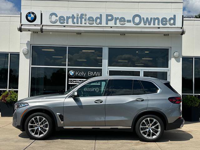Used 2024 BMW X5 xDrive40i w/ Premium Package AWD/4WD image 6