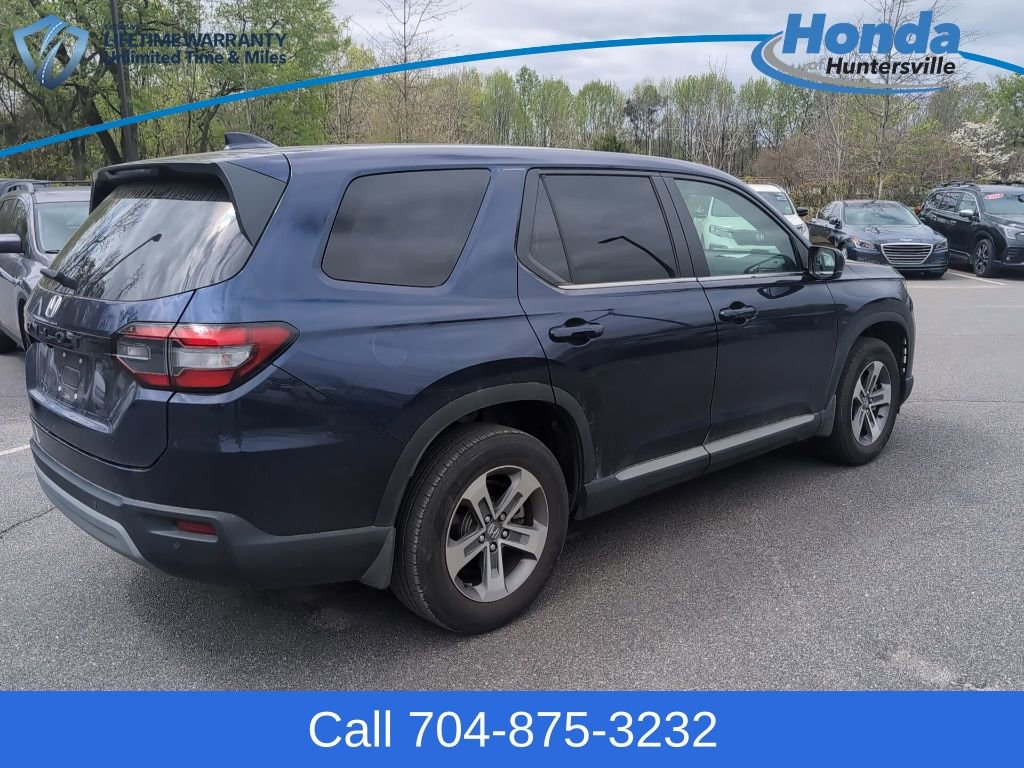 Used 2025 Honda Pilot EX-L image 8