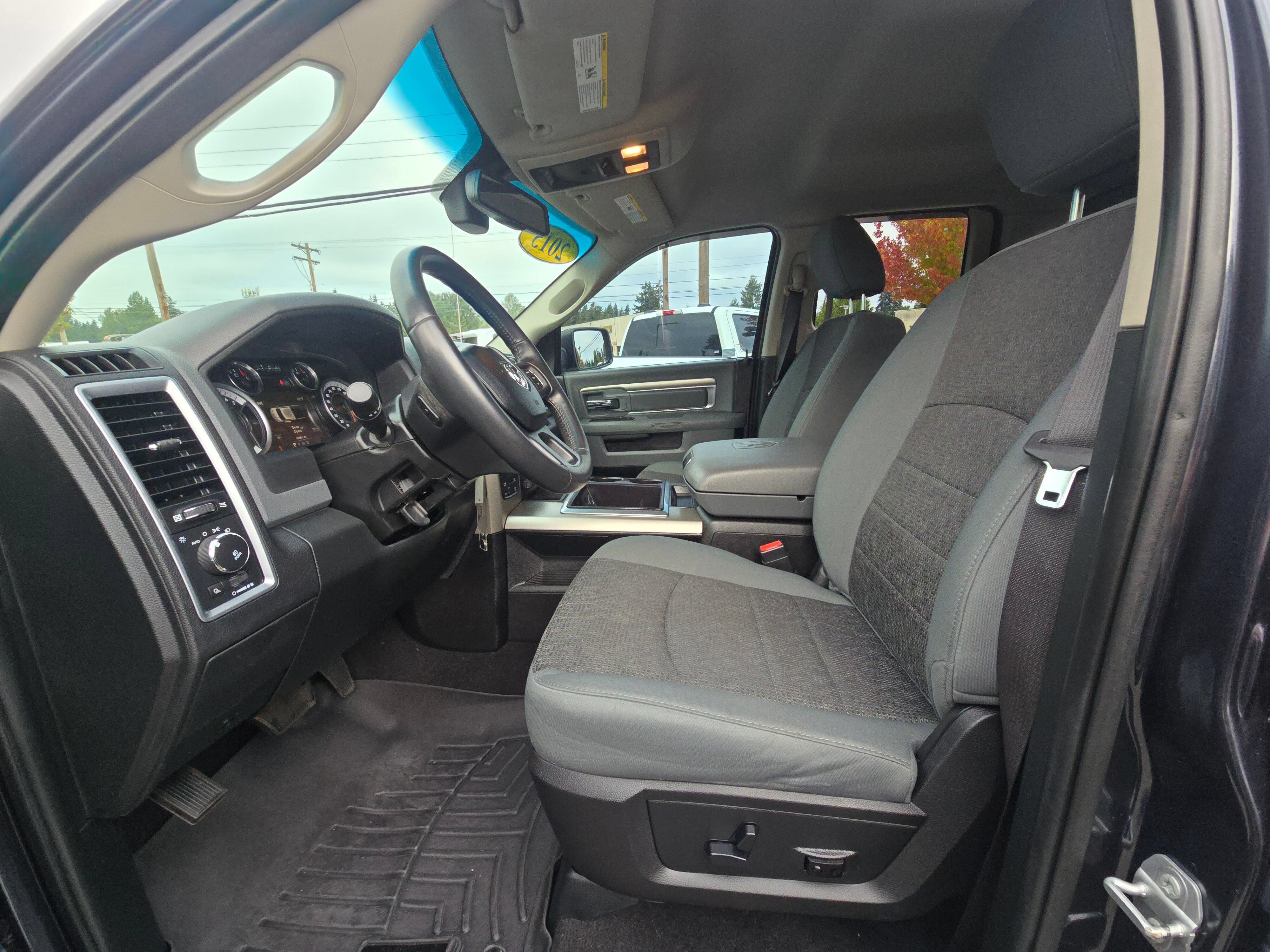 Used 2015 RAM 1500 Big Horn AWD/4WD image 21