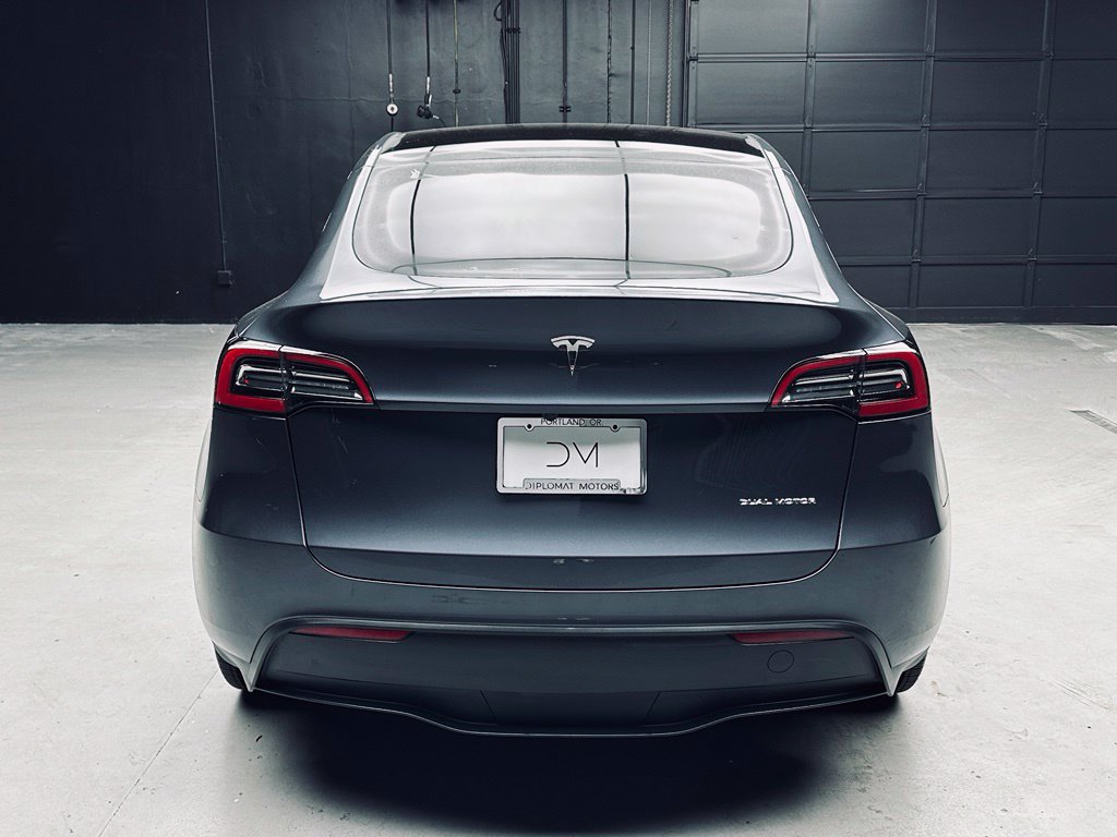 Used 2023 Tesla Model Y Long Range AWD/4WD image 5