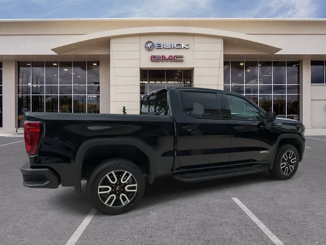 Used 2023 GMC Sierra 1500 AT4 w/ Technology Package AWD/4WD image 15