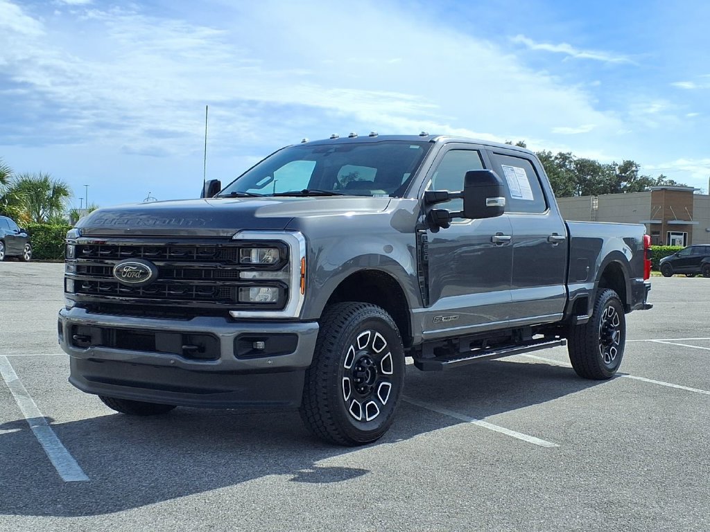 Used 2024 Ford F250 Lariat w/ Lariat Ultimate Package AWD/4WD image 3