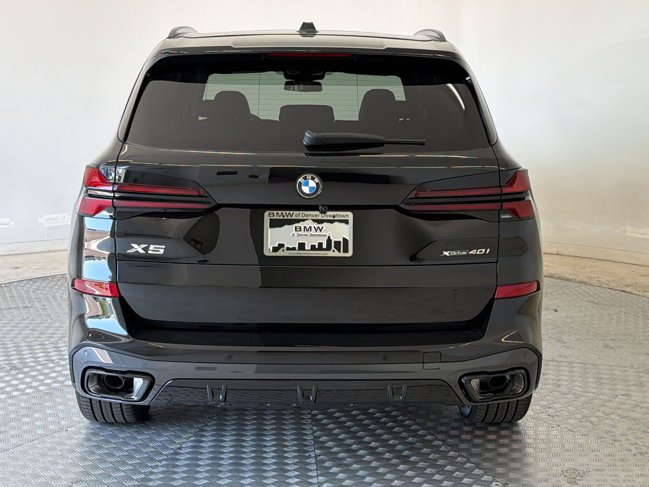 New 2026 BMW X5 xDrive40i w/ M Sport Package AWD/4WD image 10