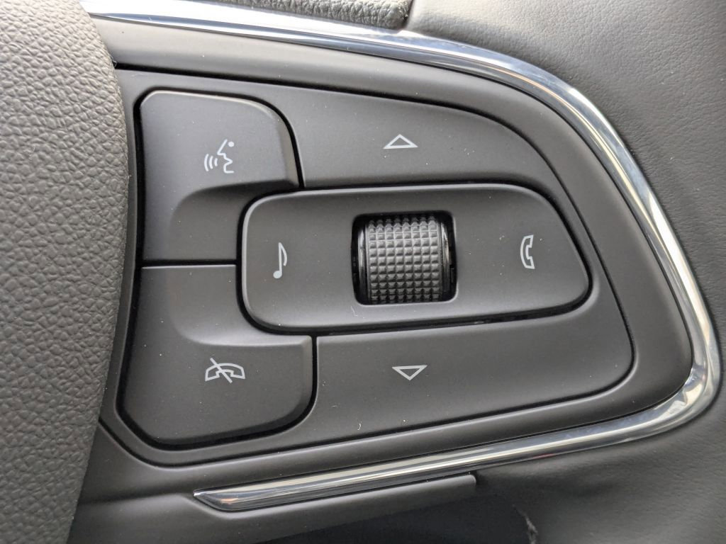 New 2026 Buick Envista Sport Touring w/ Convenience I Package FWD image 18