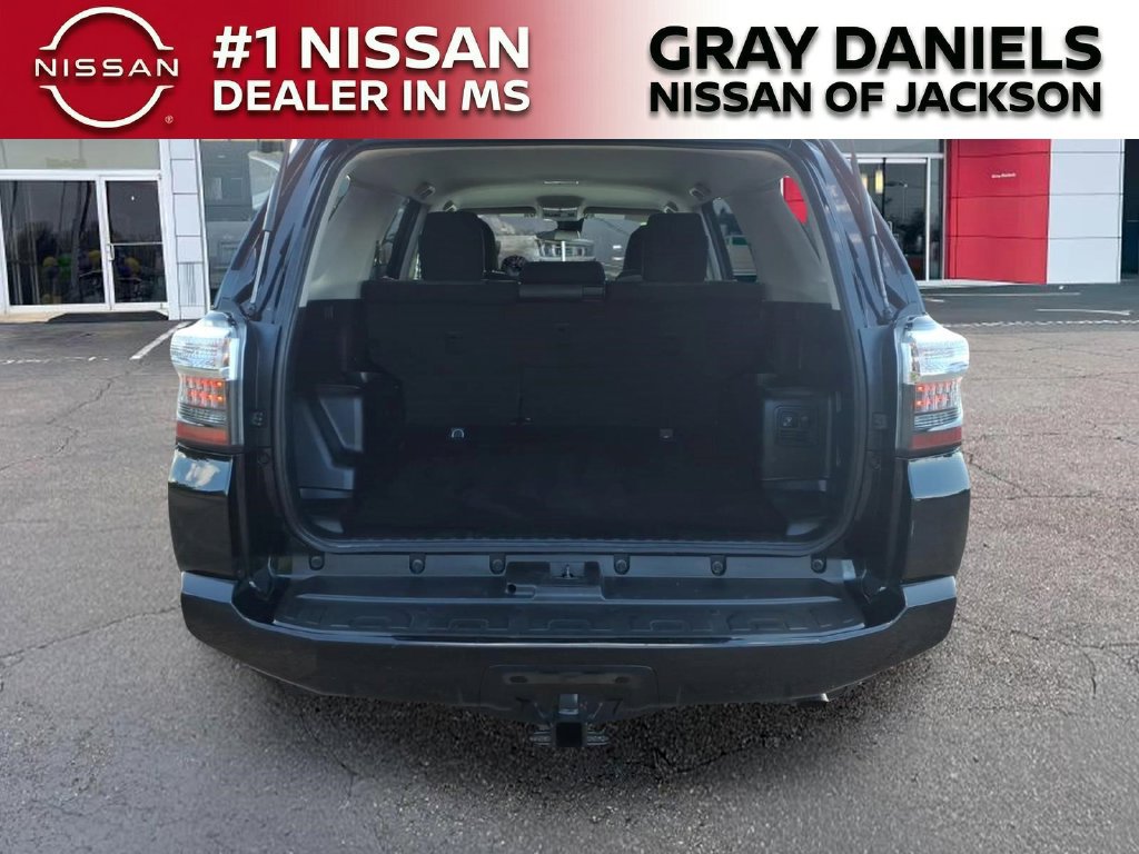 Used 2023 Toyota 4Runner SR5 AWD/4WD image 8