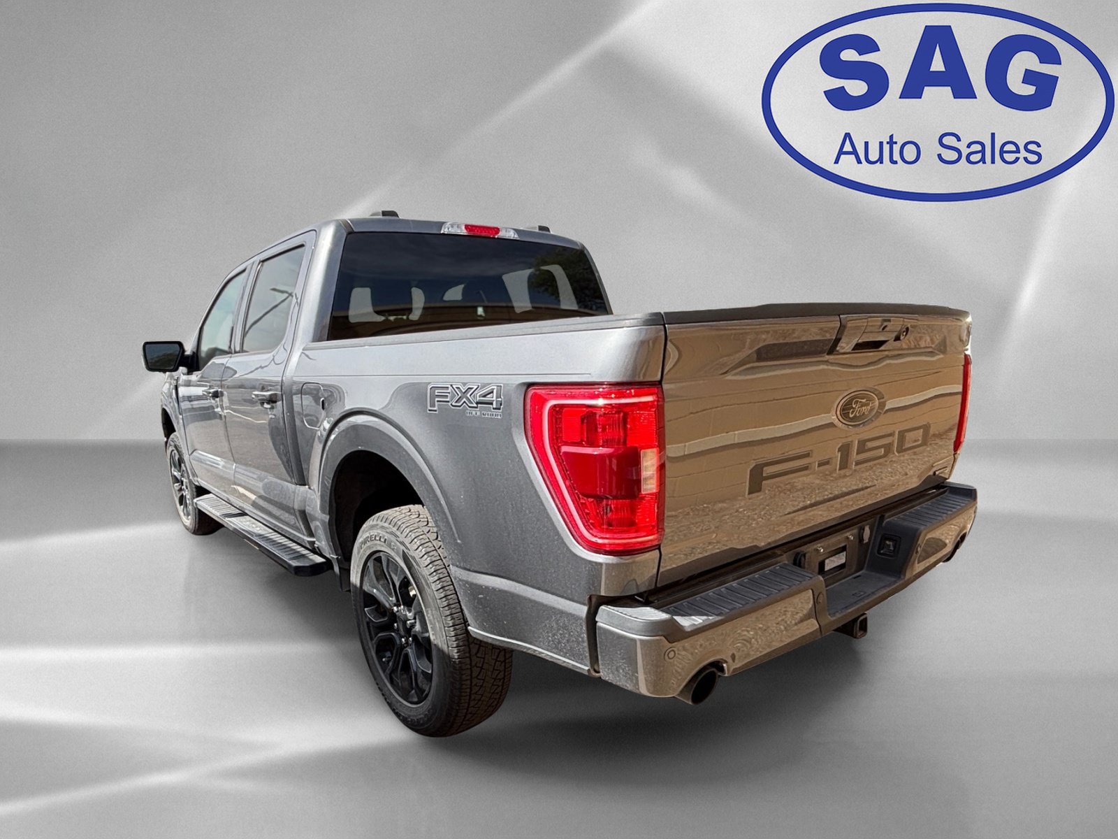 Used 2023 Ford F150 XLT w/ Equipment Group 302A High AWD/4WD image 4