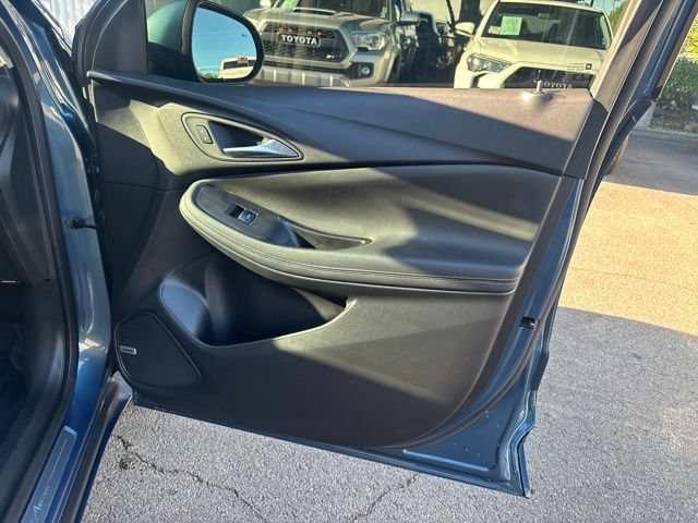Certified 2024 Buick Encore GX Avenir w/ Avenir Technology Package AWD/4WD image 39