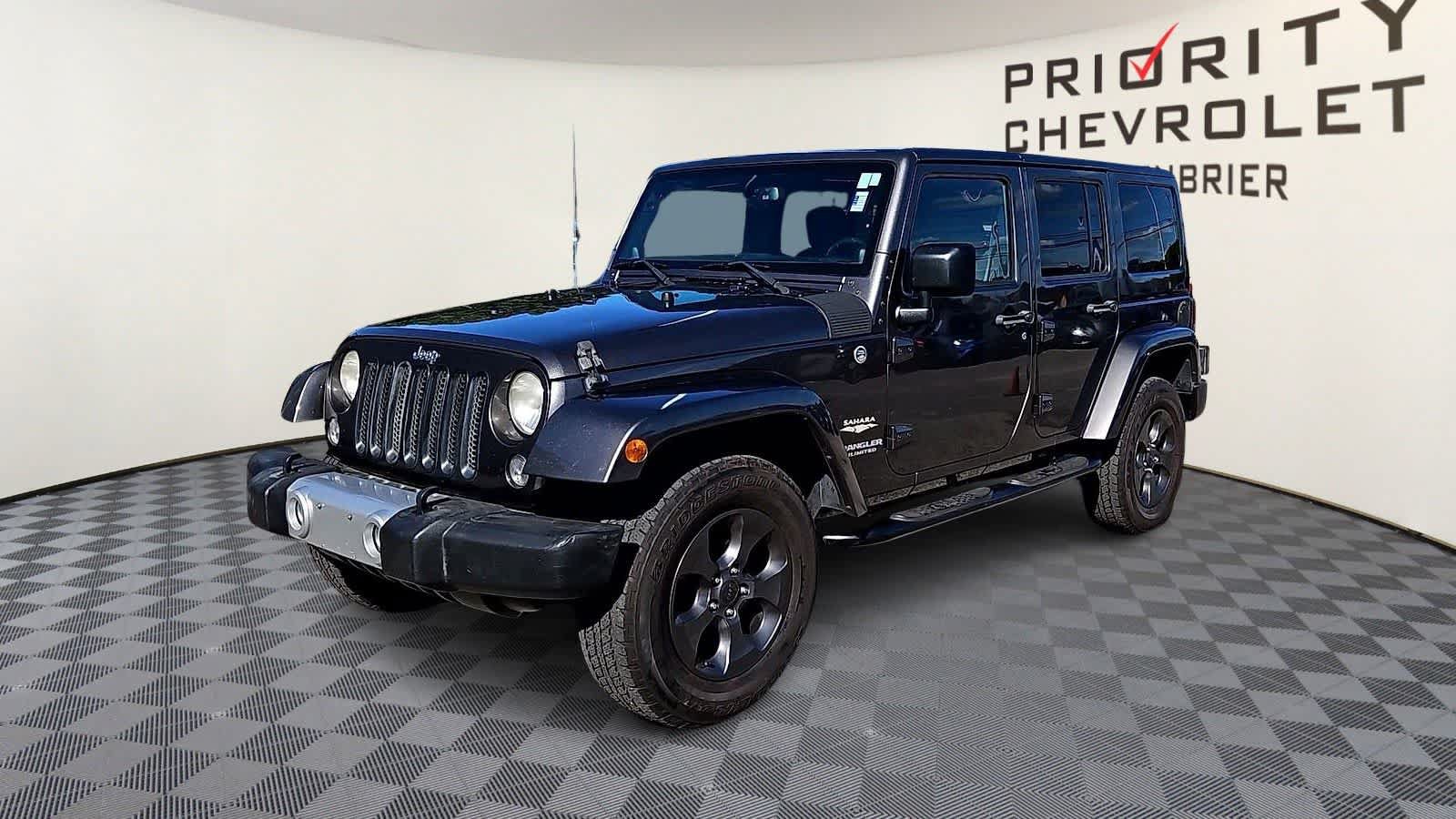 Used 2014 Jeep Wrangler Unlimited Sahara w/ Connectivity Group AWD/4WD image 4