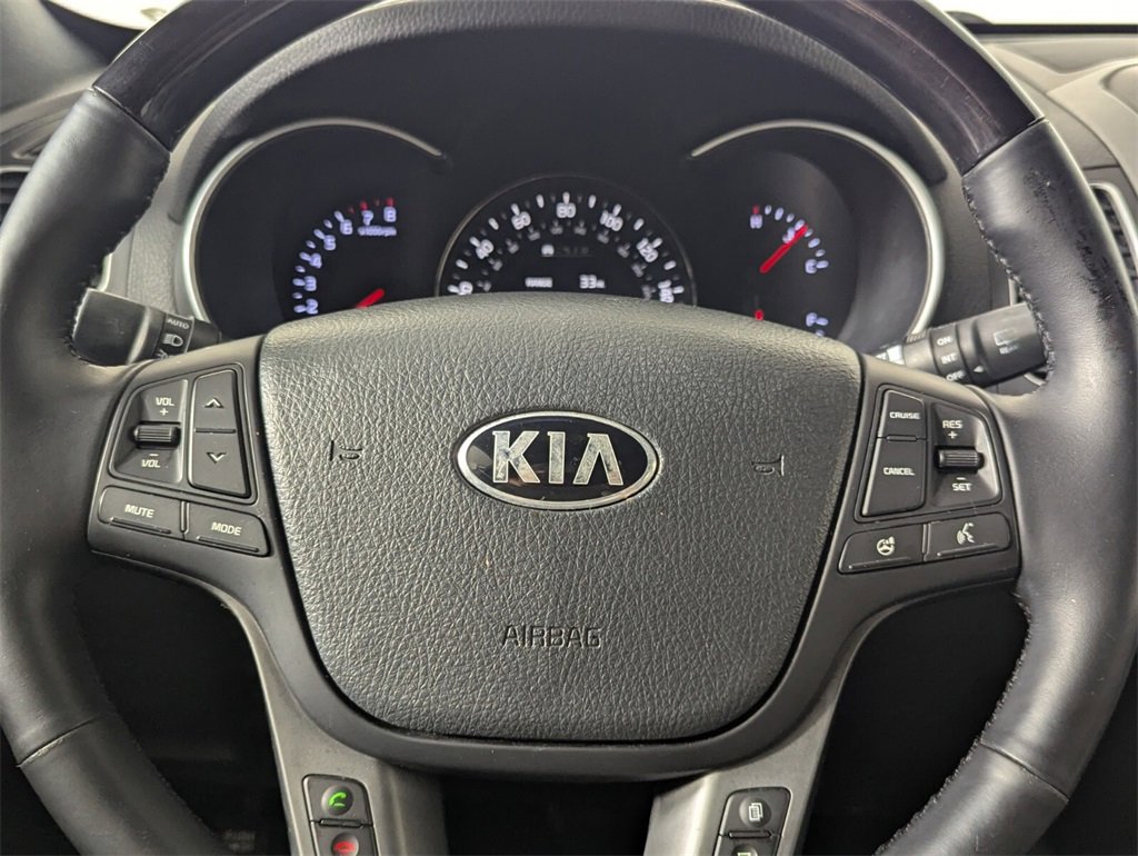 Used 2014 Kia Sorento SX w/ 3rd Row Package image 16