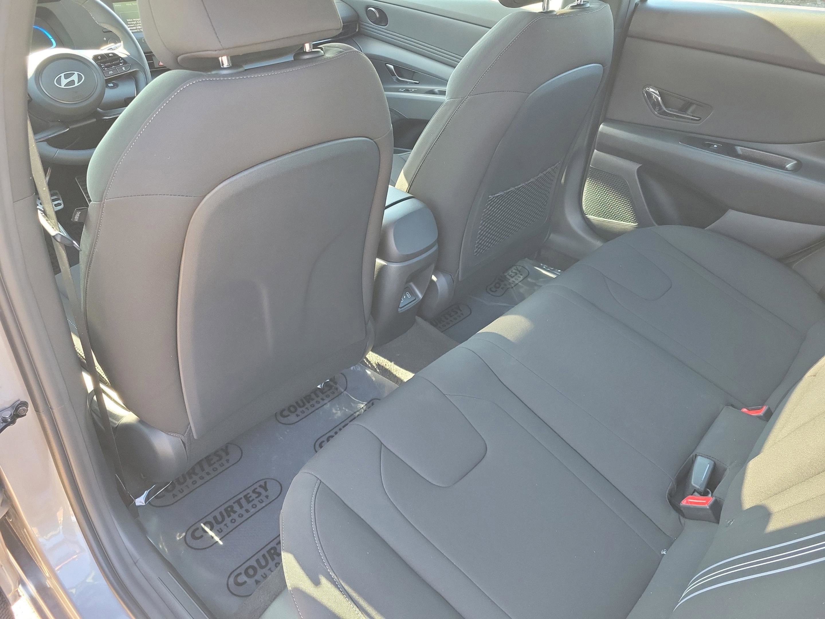 New 2026 Hyundai Elantra SEL Sport w/ Cargo Package image 7