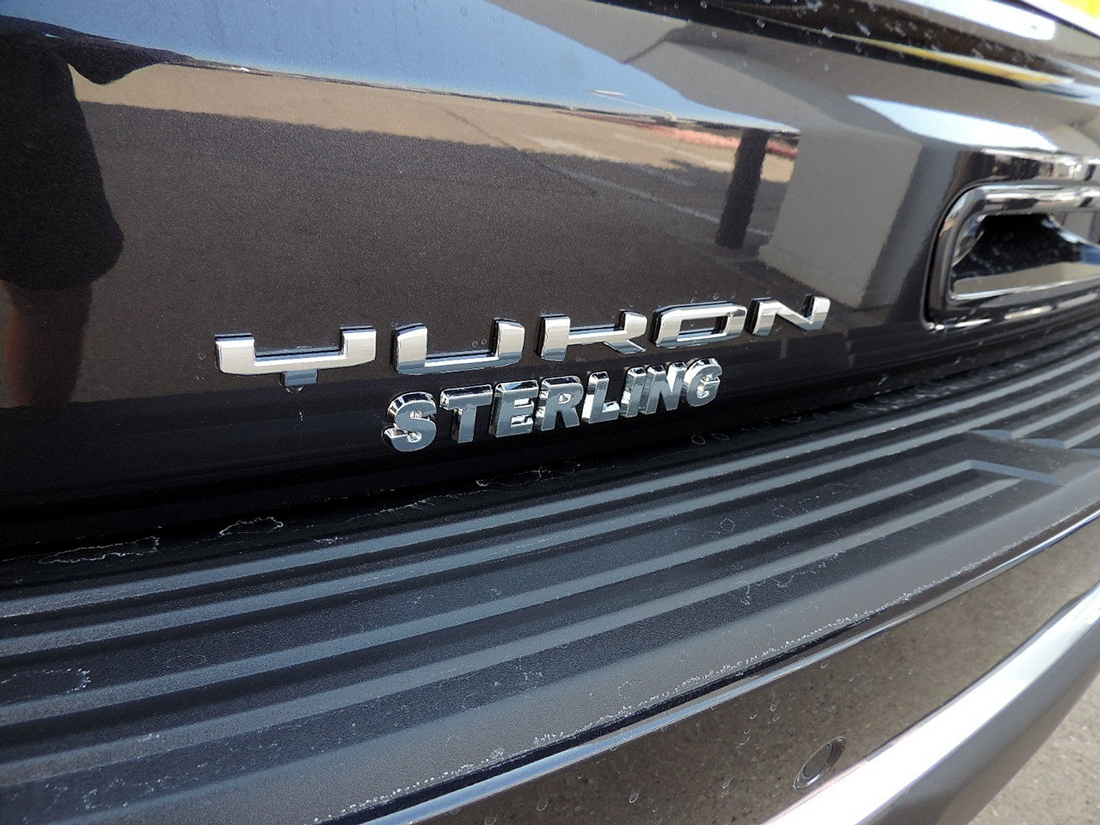 New 2026 GMC Yukon XL Denali w/ Sun & Power Step Package AWD/4WD image 15