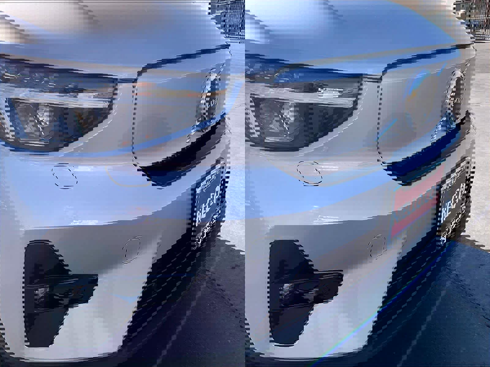 Used 2023 Volvo XC40 Recharge Plus image 33