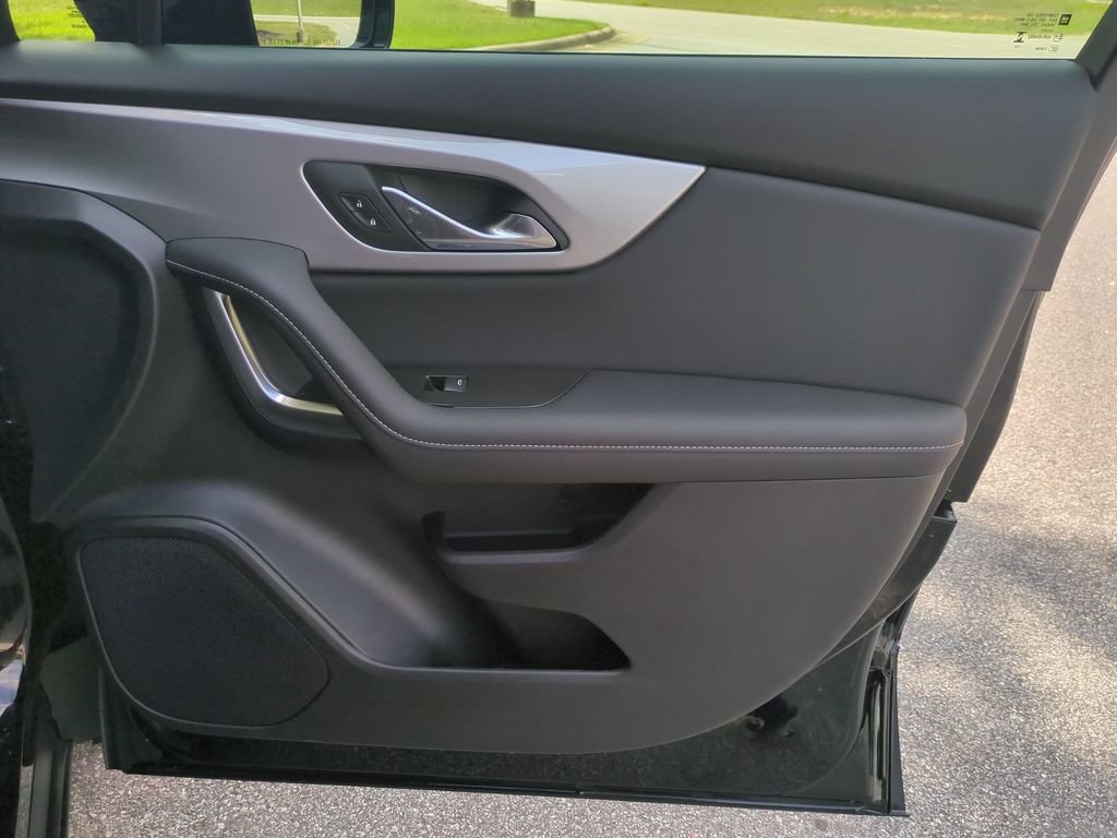 New 2026 Chevrolet Blazer LT FWD image 33