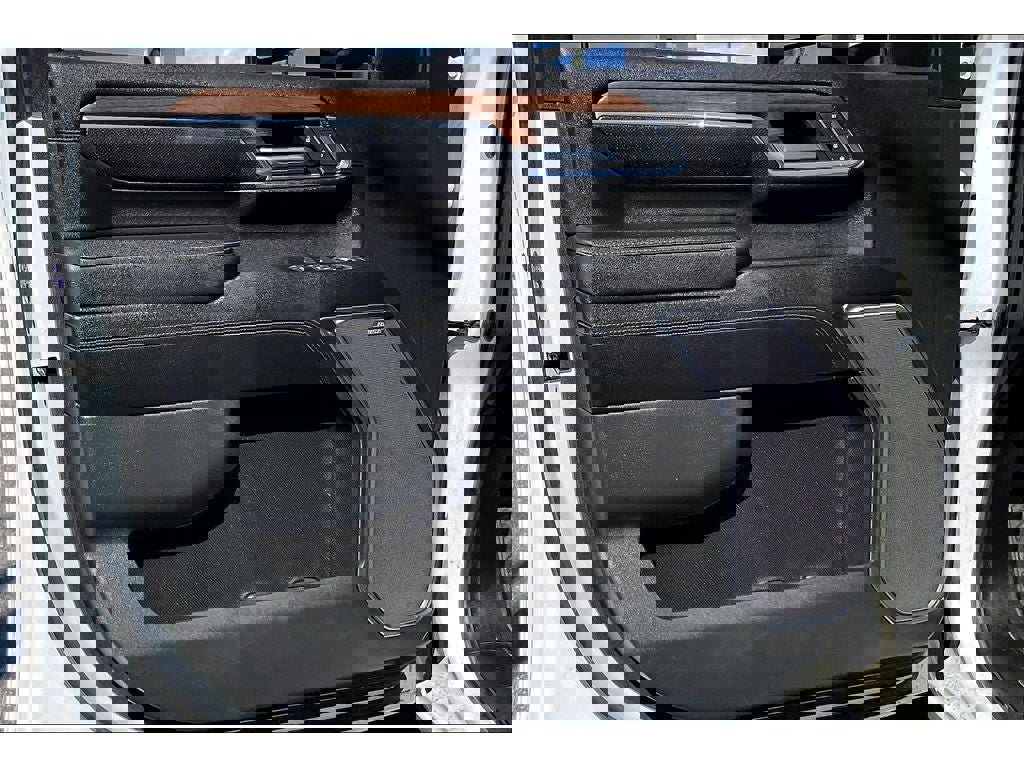 Used 2024 Chevrolet Silverado 3500 High Country w/ High Country Premium Package image 24