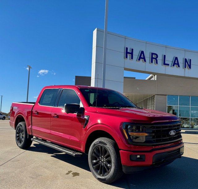New 2025 Ford F150 XLT w/ Equipment Group 302A MID