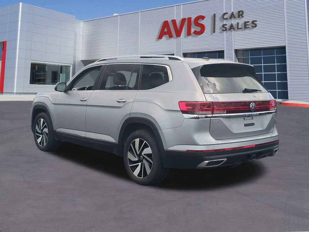 Used 2025 Volkswagen Atlas SEL AWD/4WD image 10