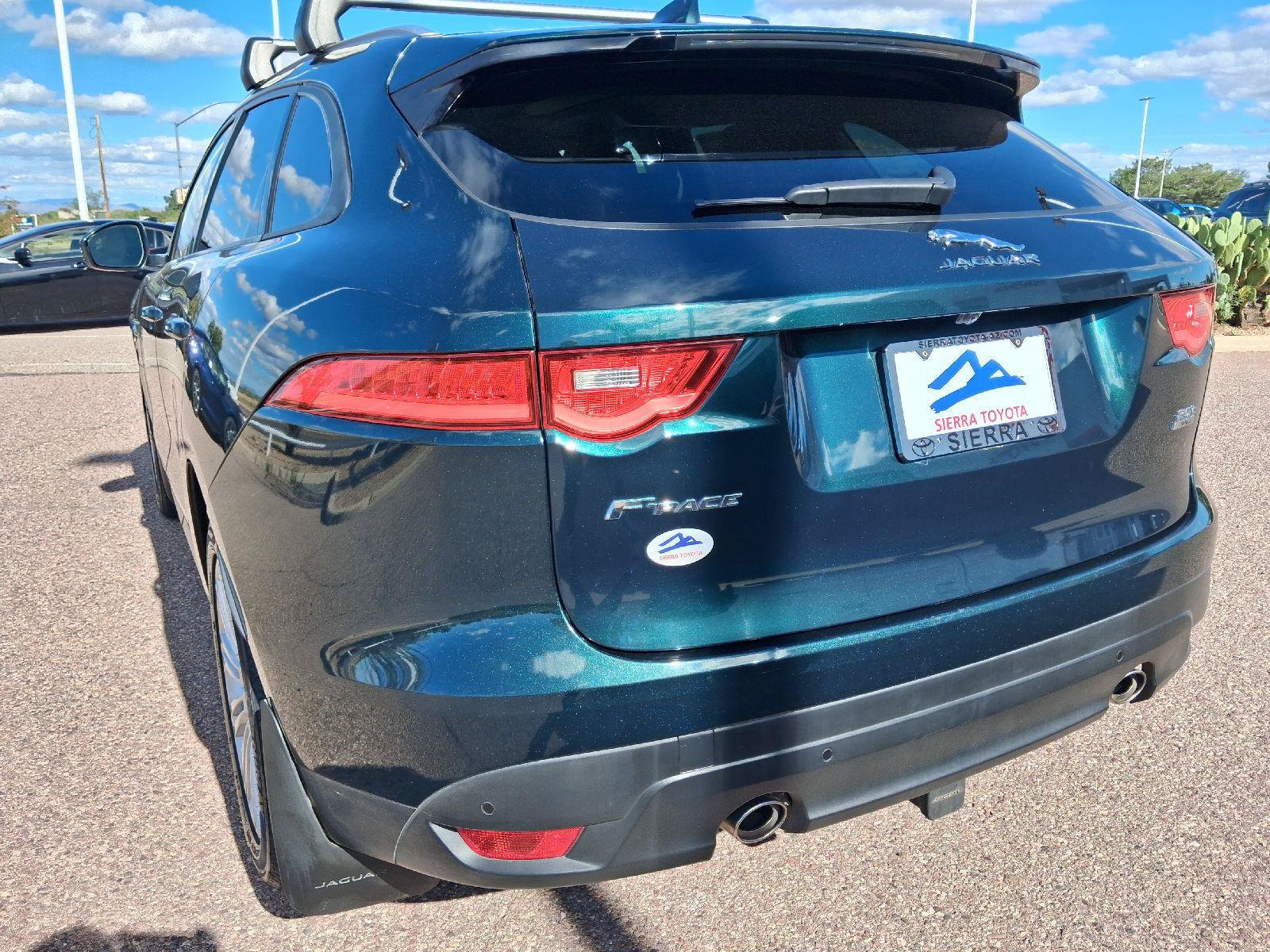 Used 2018 Jaguar F-PACE Premium AWD/4WD image 13