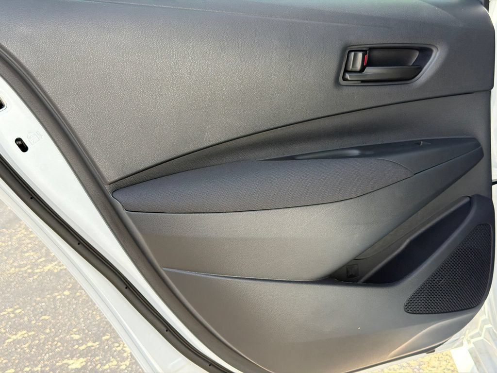Used 2026 Toyota Corolla LE FWD image 24