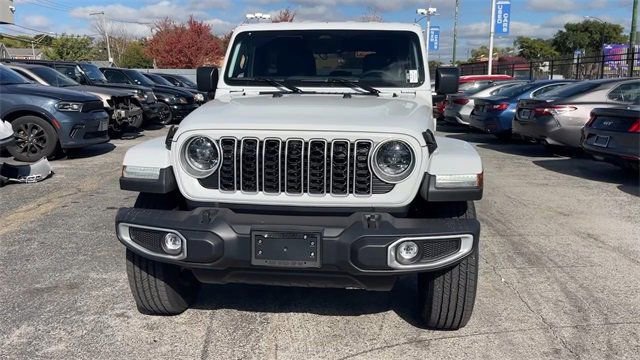 New 2026 Jeep Wrangler Unlimited Sahara AWD/4WD image 28