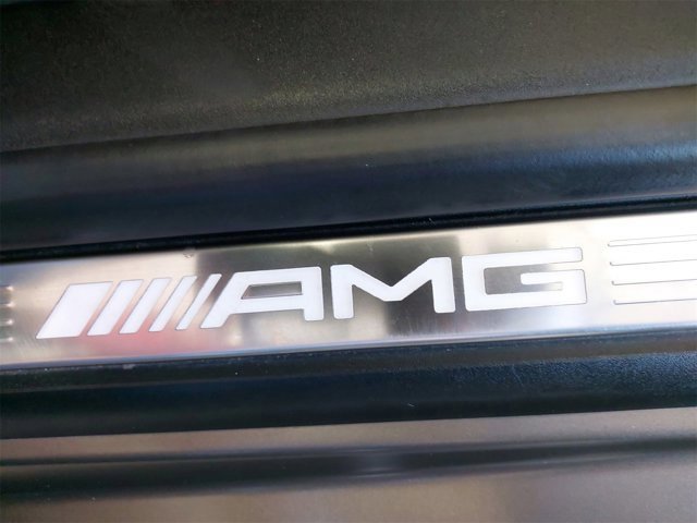 Used 2022 Mercedes-Benz SL 63 AMG 4MATIC w/ Driver Assistance Package image 42