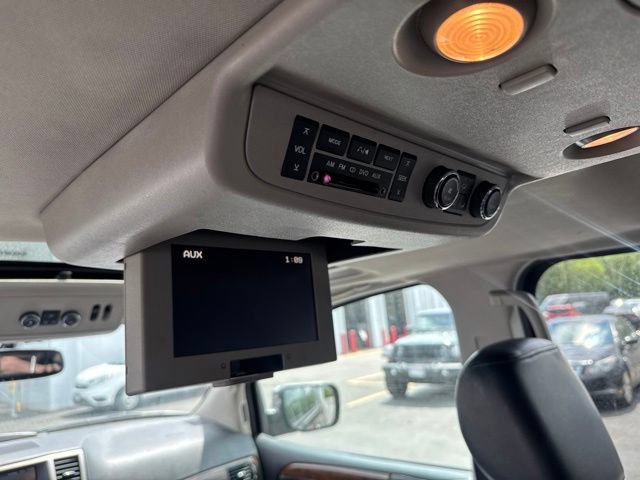 Used 2010 Nissan Armada Platinum w/ Captain Seat Pkg AWD/4WD image 16