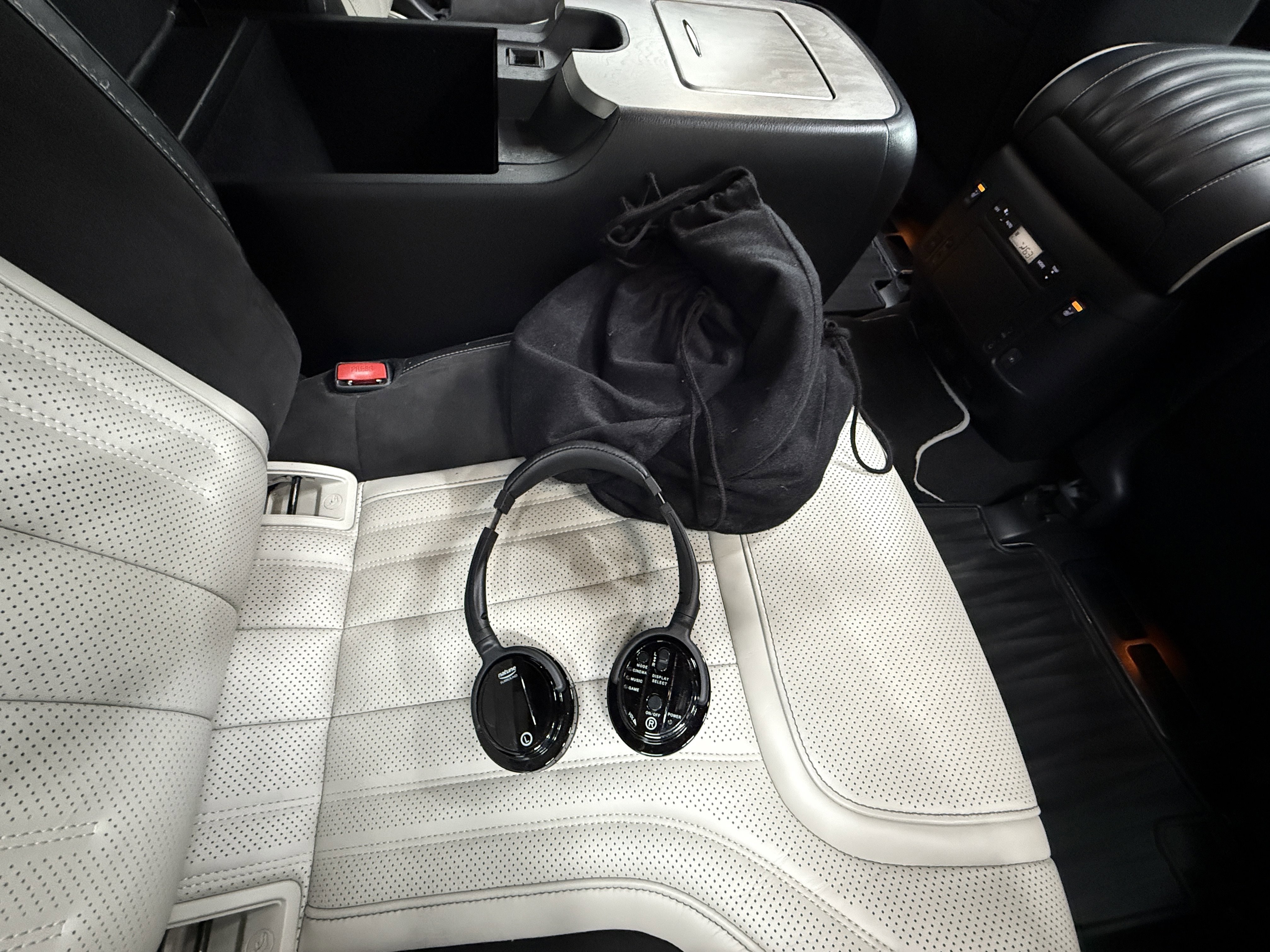 Used 2019 INFINITI QX80 Limited image 31