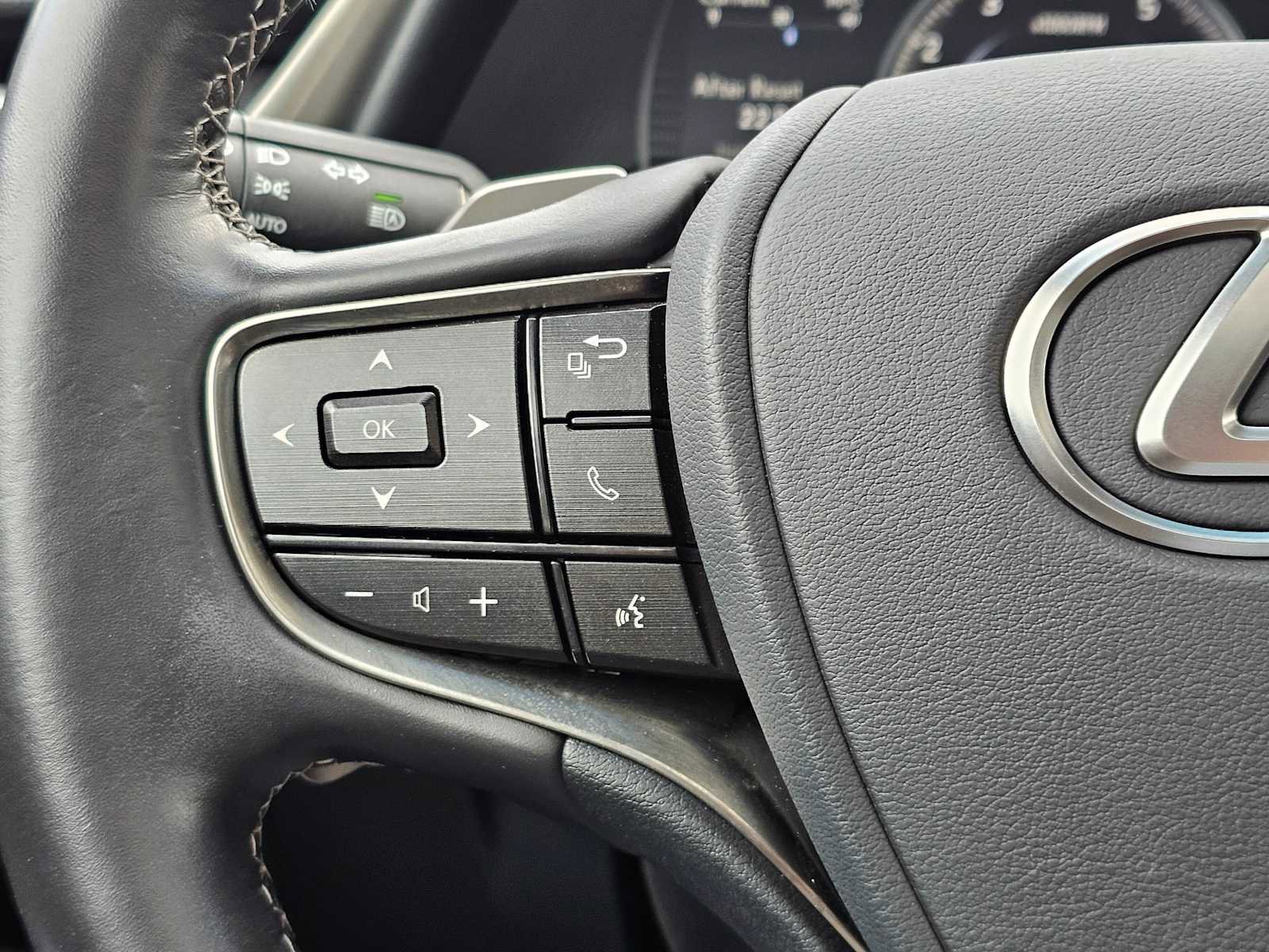 Used 2021 Lexus ES 350 w/ Premium Package image 33