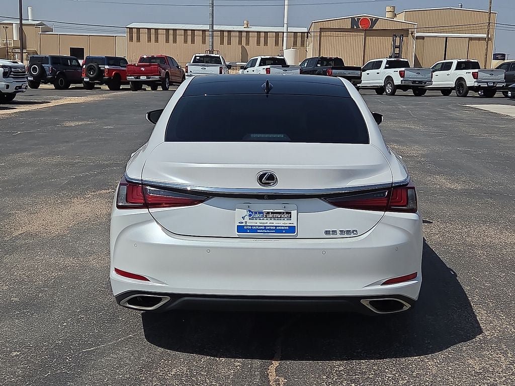 Used 2025 Lexus ES 350 w/ Premium Package FWD image 4