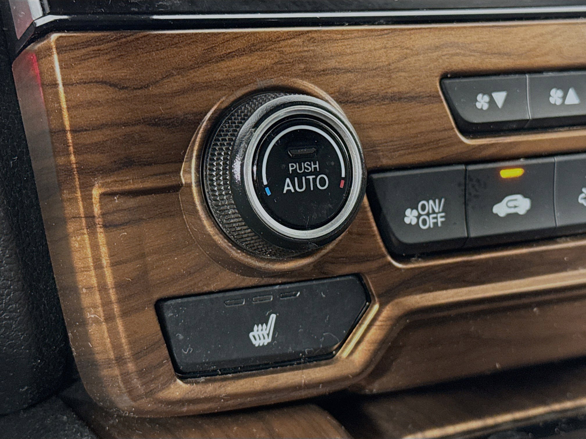 Certified 2020 Honda CR-V Touring image 20