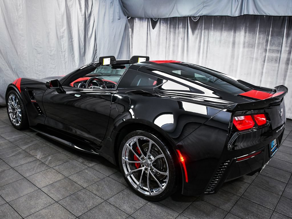 Used 2019 Chevrolet Corvette Grand Sport RWD image 4