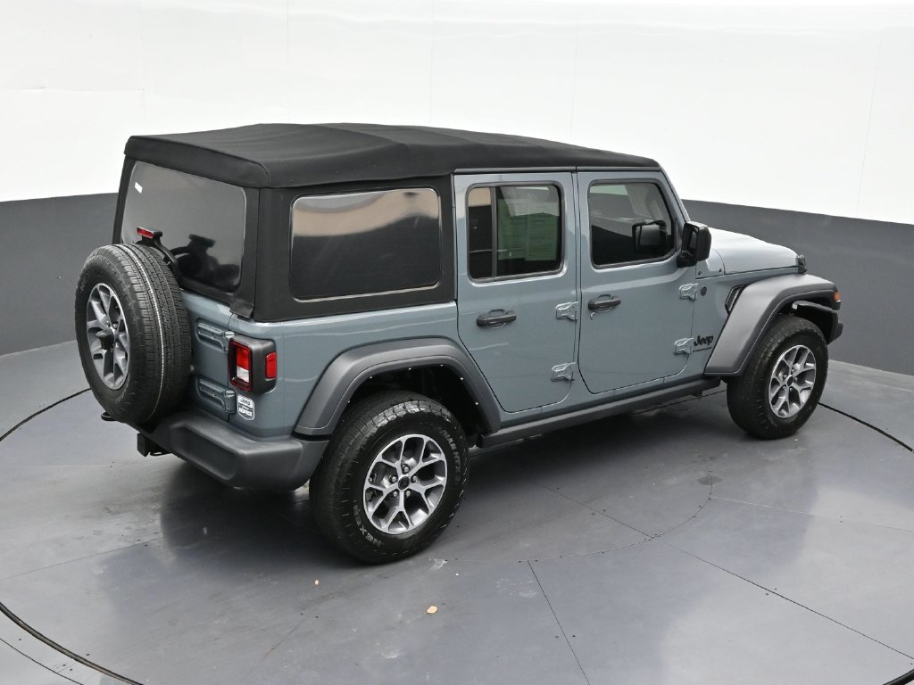 Used 2024 Jeep Wrangler Unlimited Sport AWD/4WD image 21