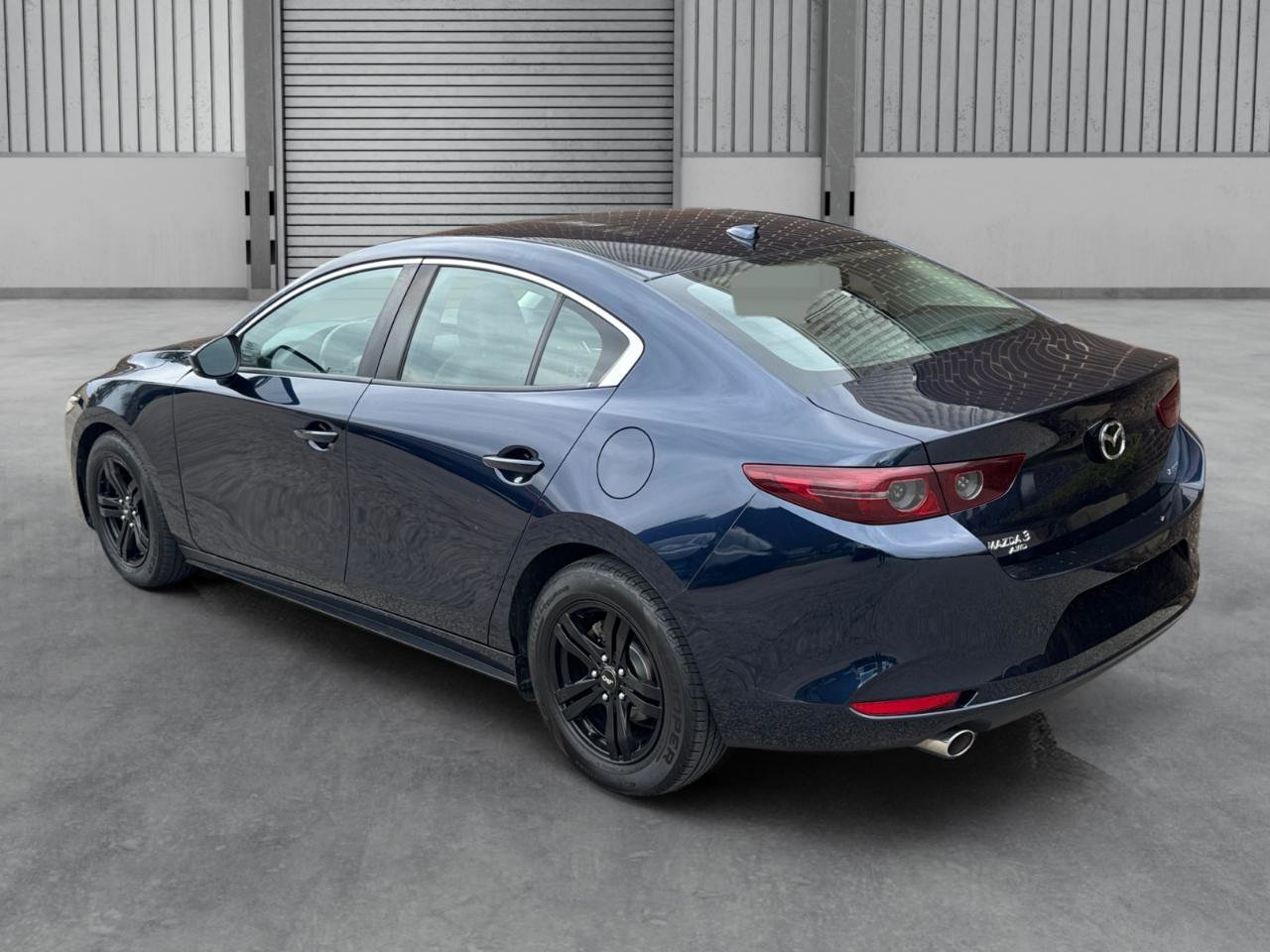 Used 2020 MAZDA MAZDA3 AWD Sedan w/ Preferred Package image 32