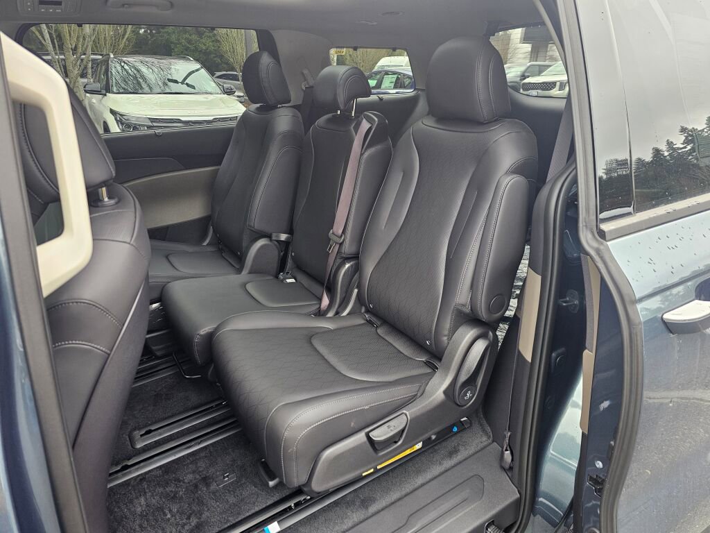 New 2026 Kia Carnival SX image 24
