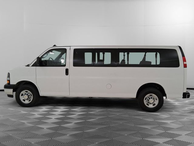 Used 2024 Chevrolet Express 3500 LT w/ LT Preferred Equipment Group RWD image 6