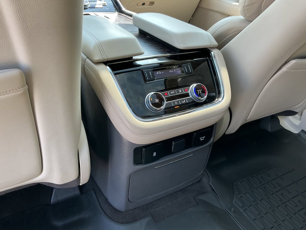 Used 2021 Lincoln Navigator L Reserve AWD/4WD image 34
