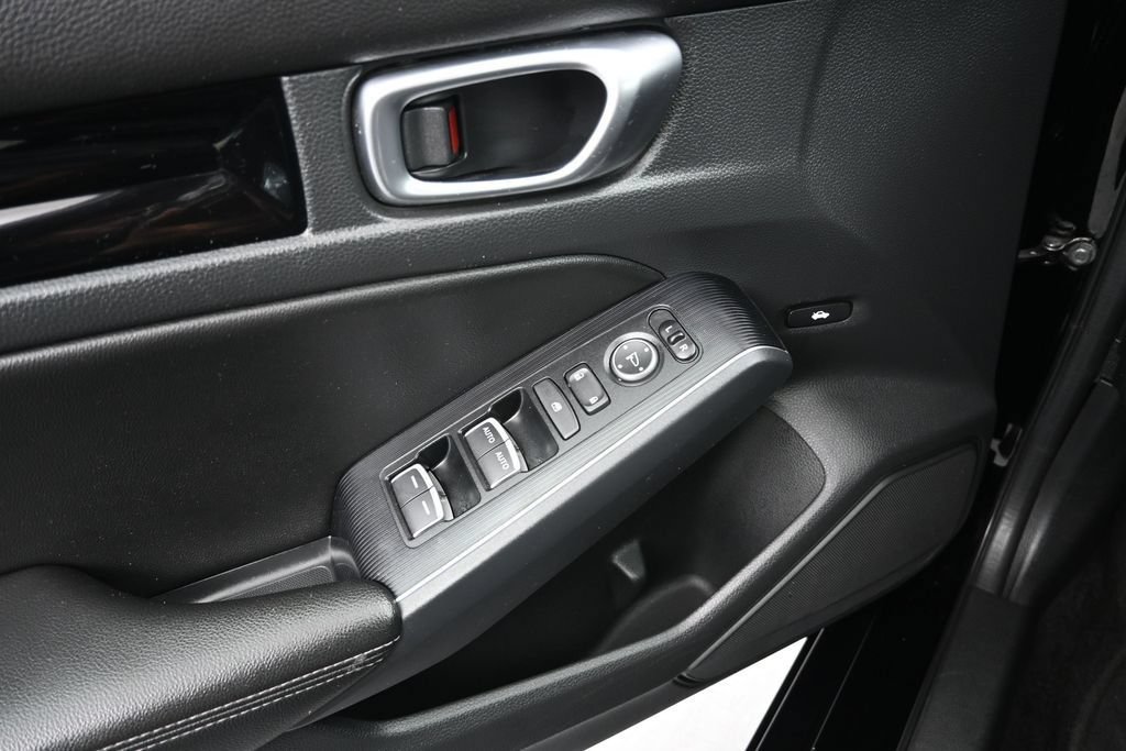 Used 2024 Honda Civic Touring image 21